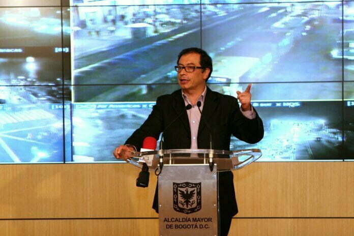 Gustavo Petro ganaría las elecciones en Colombia Gustavo Petro ganaría las elecciones en Colombia