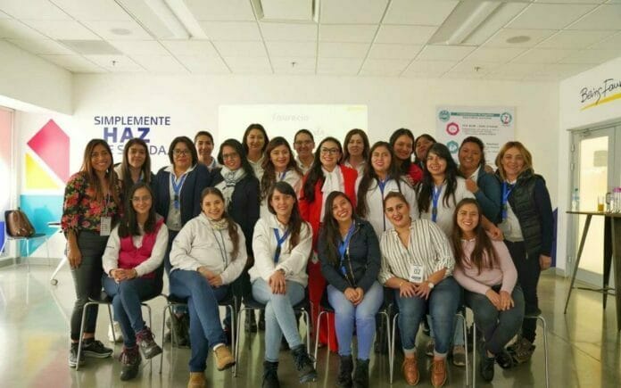 mujeres en la industria automotriz mujeres en la industria automotriz