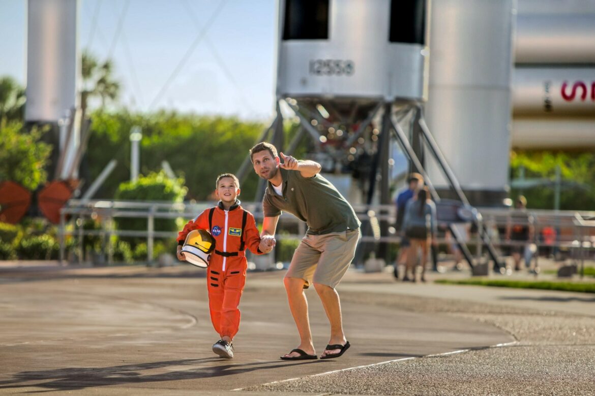 Keneddy Space Center Visitor Complex contribuye con la conservación del medio ambiente.