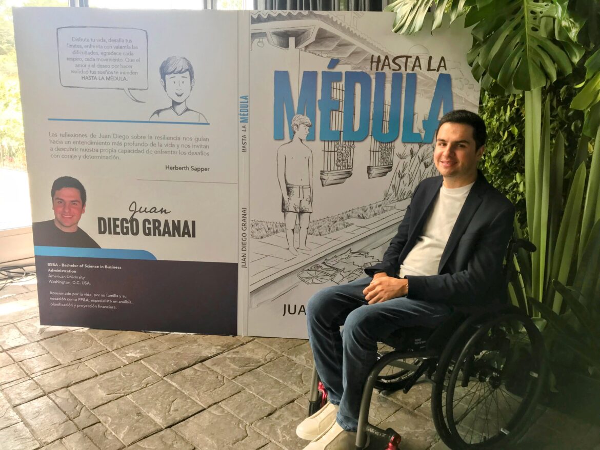 Juan Diego Granai, nos presenta su libro "Hasta la Médula". / Foto: Gabriela Maselli